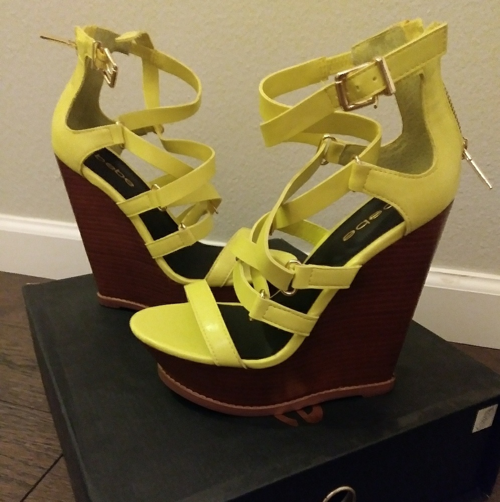 Strappy wedges